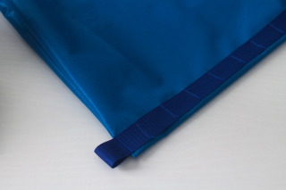 drawstring_backpack/04-bottom_angle-tmb.jpg