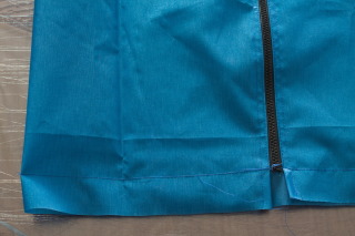 unlined_box_pouch_or_bag/04-side_seam_2-tmb.jpg